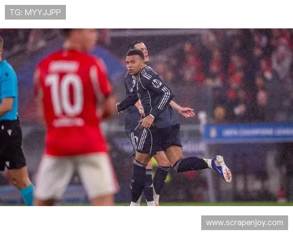 皇马强强对话表现不稳，防守短板在关键战中持续暴露